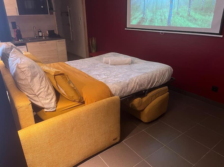Suite Avec Sauna 36M² Ниор Екстериор снимка