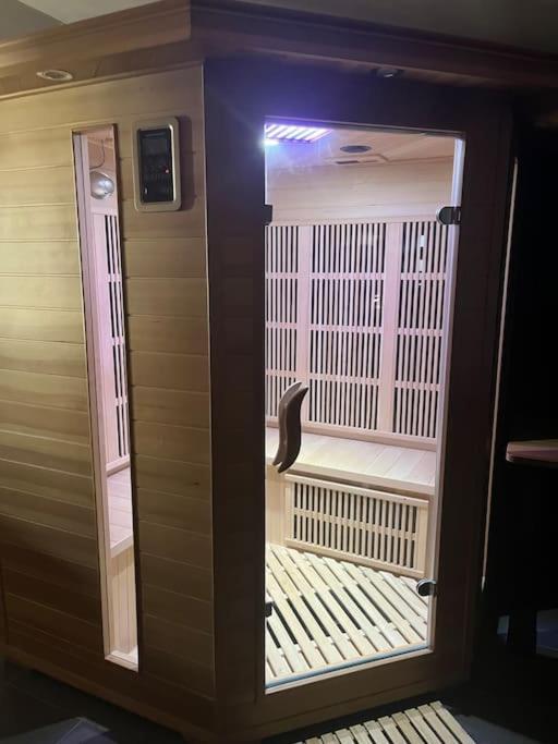 Suite Avec Sauna 36M² Ниор Екстериор снимка